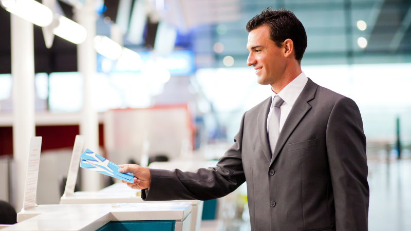 Illustration for article titled How to Book Travel Online for Less